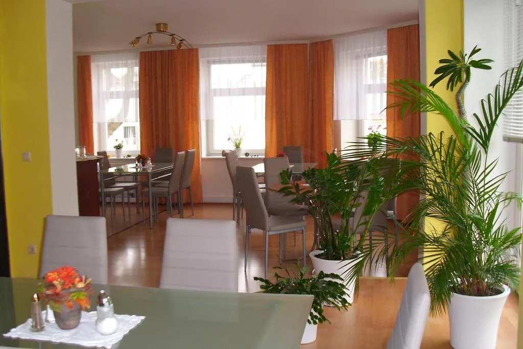 Pension Am Renner دريسدن ألمانيا