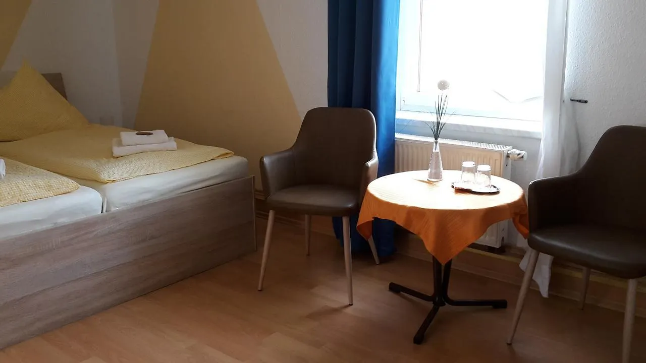 Pension Am Renner دريسدن ألمانيا